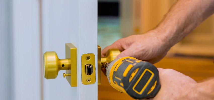 Local Locksmith For Key Fob Replacement in Commerce, California