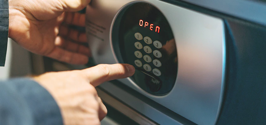 Cash Safe Openers in Commerce, California