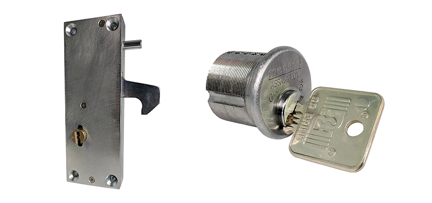 RR Fence Gates Brink Locks Repair in Commerce, California