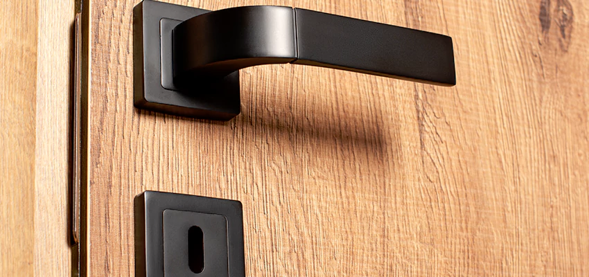 Weekend Lockout Assistance Troubleshooting in Commerce, California