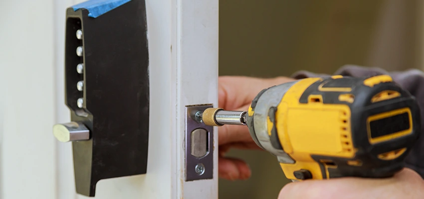 Eviction Locksmith For Key Duplication in Commerce, California